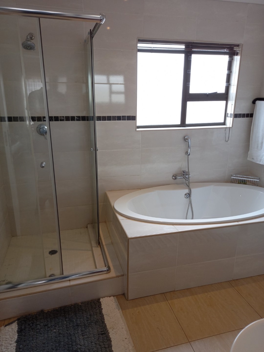 3 Bedroom Property for Sale in Hillside Free State